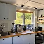 ヴィラ Cozy Little House In The Countryside *